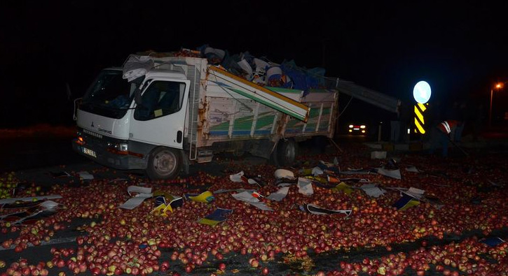 Konya'da trafik kazas: 2 l, 1 yaral