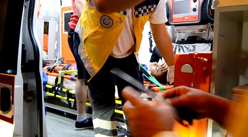 Cep telefonu y�z�nden can�ndan oluyordu