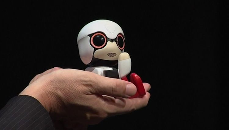 nsanlarla diyaloa girebilen robot: 'Kirobo Mini'