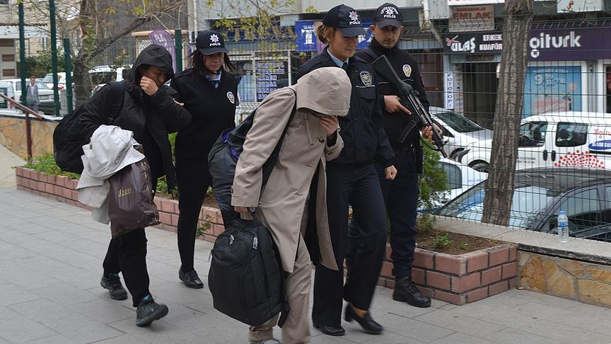 Yunanistan'a ka�maya �al��an FET�'c� 2 kad�n doktor tutukland�