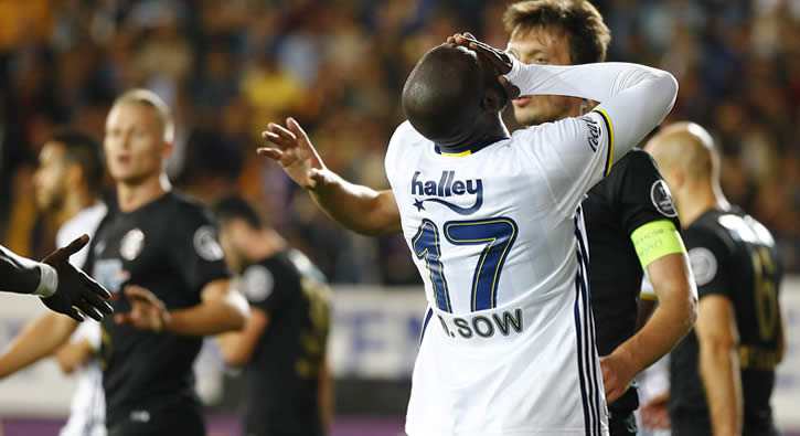 Fenerbah�e'de Moussa Sow �oku!