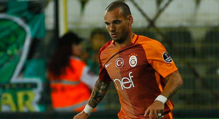Sneijder, Riekerink'le grp Trabzon manda grev istedi!