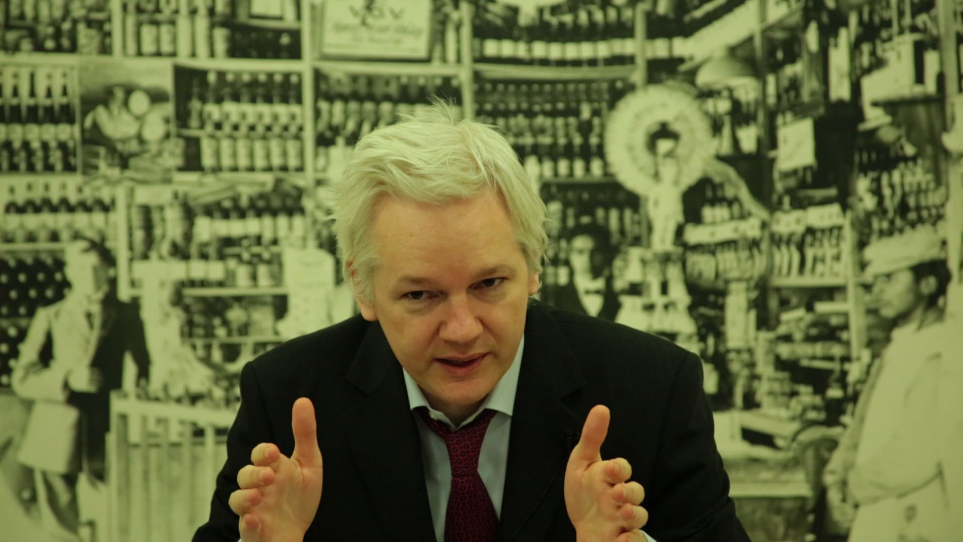 Wikileaks kurucusu Julian Assange'n interneti kesildi