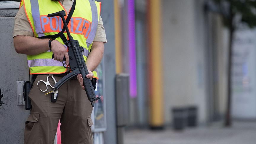 �ld�rd��� e�ini 24 y�l f���da saklad�