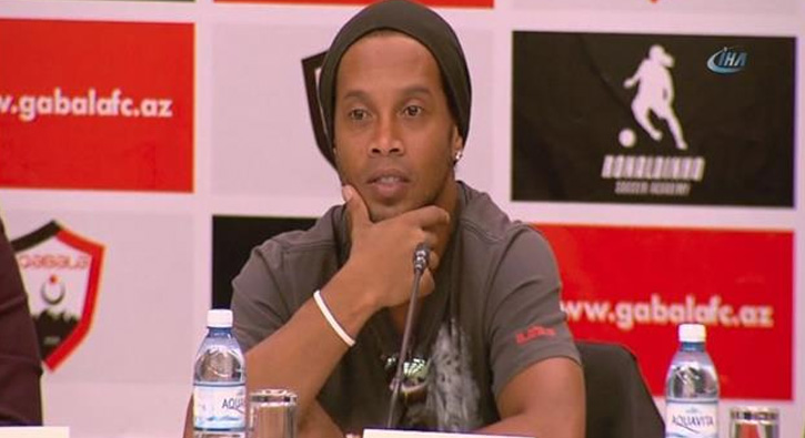 Ronaldinho yl sonuna ayna karar verecek