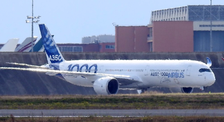 A350-1000 ilk kez grntledi