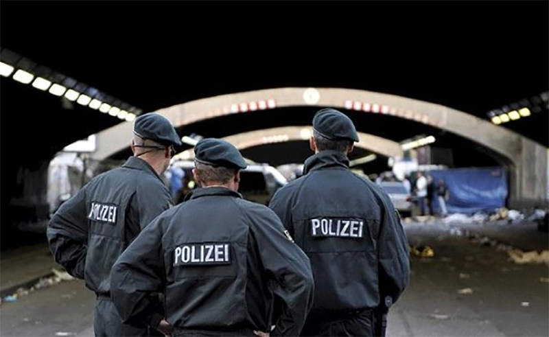 Almanya'da polis iddeti! Bir Trk hayatn kaybetti