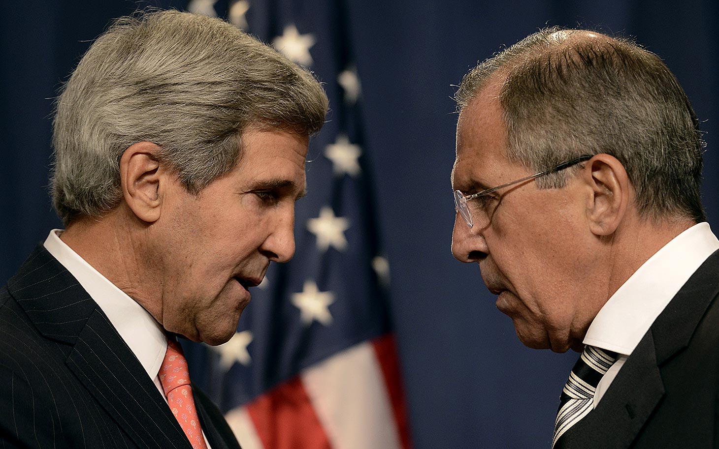 Kerry, Lavrov'a Halep'teki operasyonlar ikayet etti