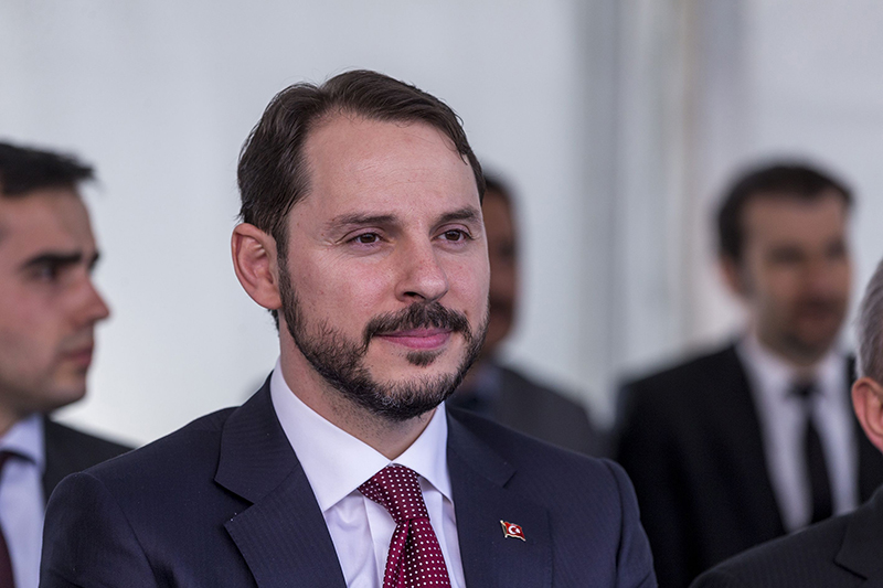 Bakan Albayrak: Y�l bitmeden FSRU projesi hayata ge�ecek