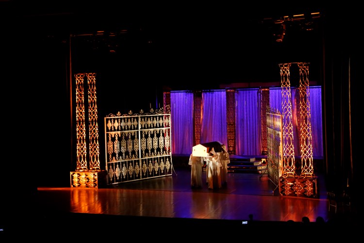 'B�y�k Oyun-�lk Darbe' oyunun galas� yap�ld�