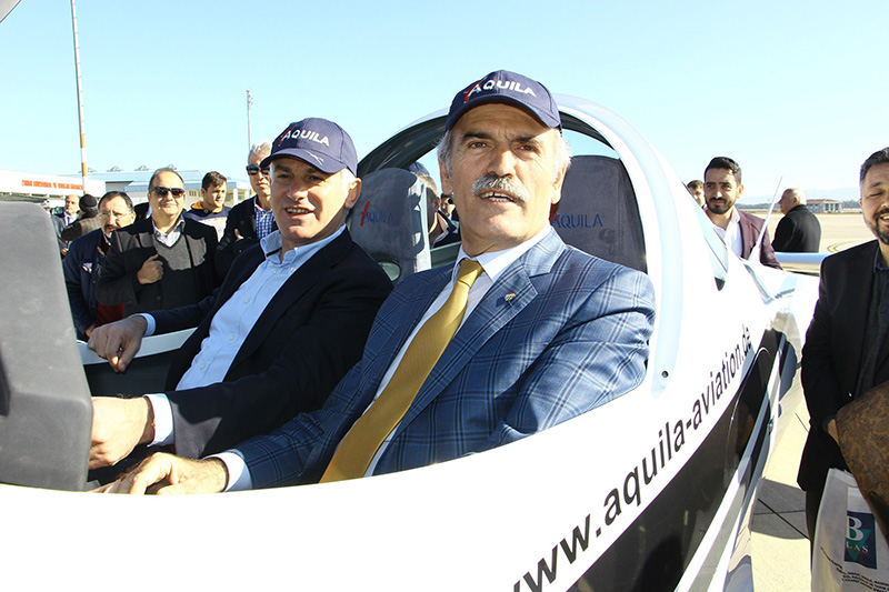 AQUILA marka 'A-211' e�itim u�a�� Bursa'da �retilecek