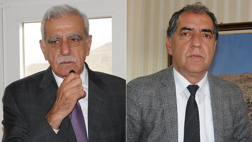 Son dakika haberi... Ahmet Trk ve Emin Irmak gzaltna alnd