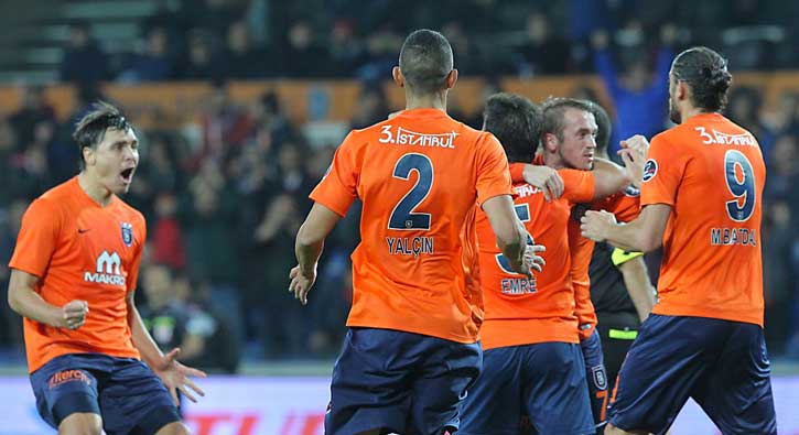 Ba�ak�ehir zirveye kanca att�!