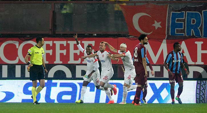 Trabzonspor evinde da��ld�!