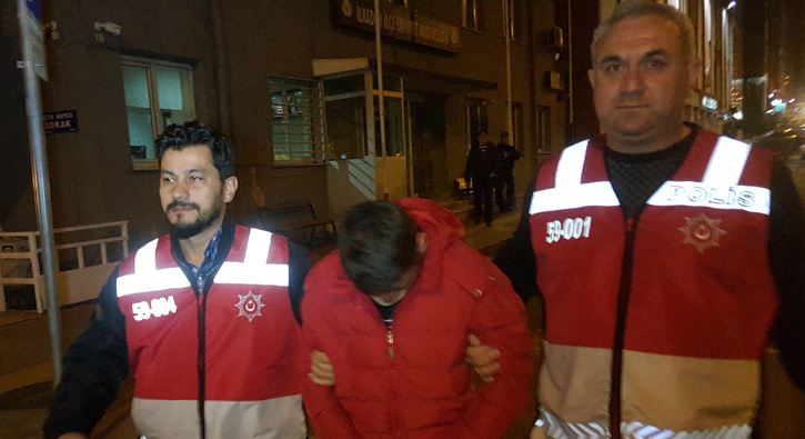 Samsun'da sokak ortasnda silahl dehet: 2 yaral