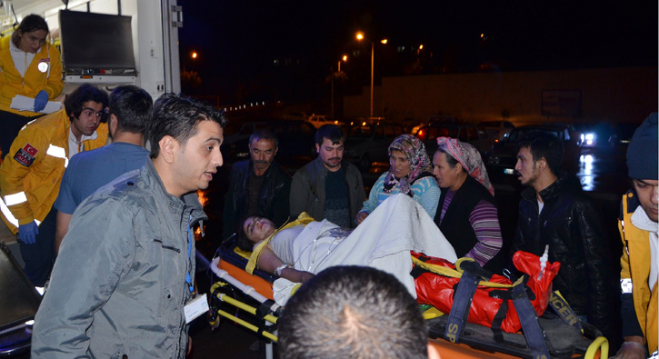 Yaral renciler Kozan Devlet Hastanesi'ne getirildi