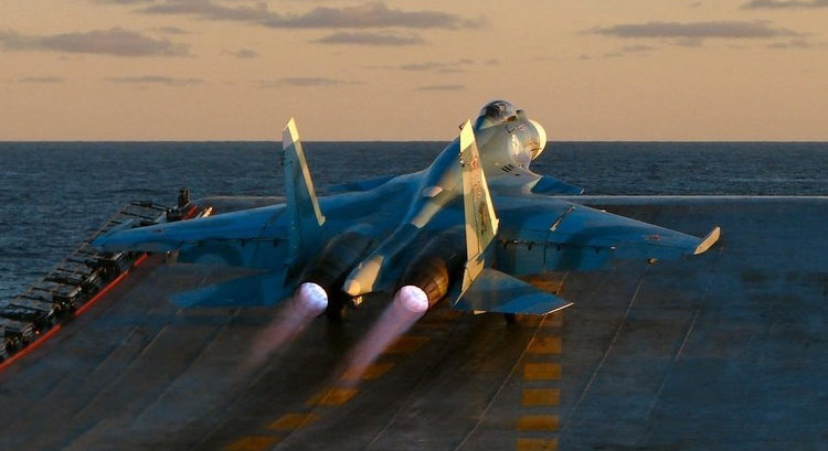 Rusya denize den SU-33 ile ilgili aklama yapt