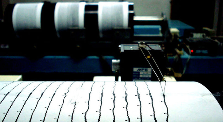 Kaliforniya'da 6,8 b�y�kl���nde deprem oldu