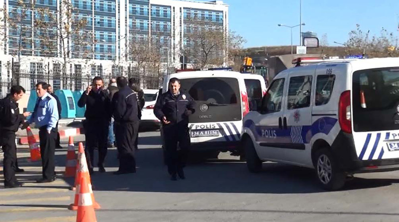 stanbul Anadolu Adalet Saray giriinde silahl kavga