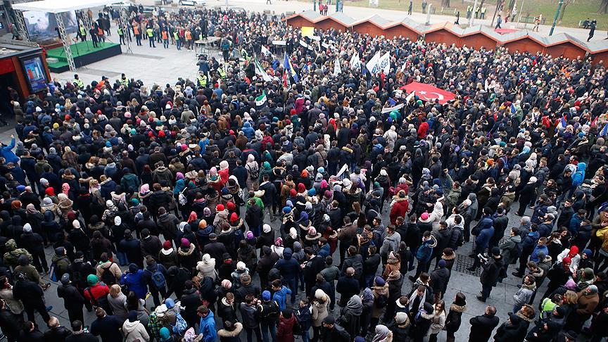 Saraybosna'da Halep'e destek mitingi