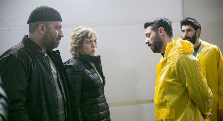 Arka Sokaklar'da Hsn rozeti brakyor