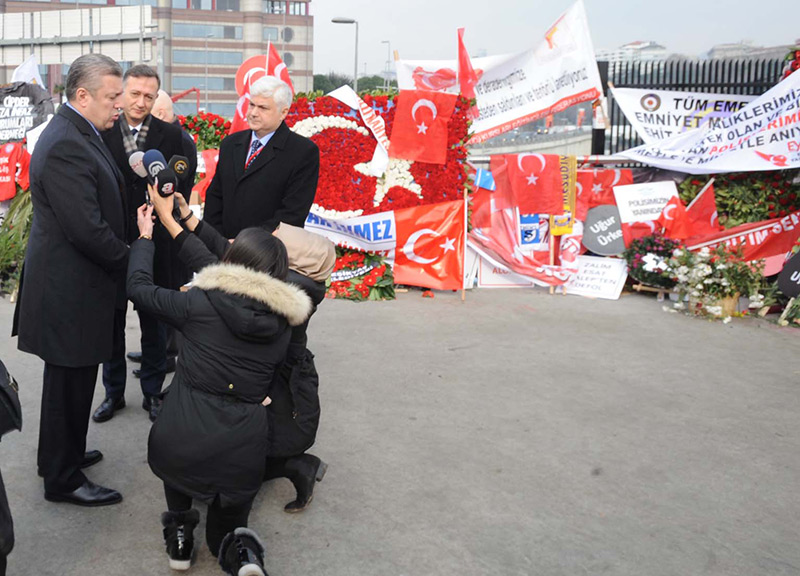 G�rcistan Ba�bakan� �ehitler Tepesi'nde