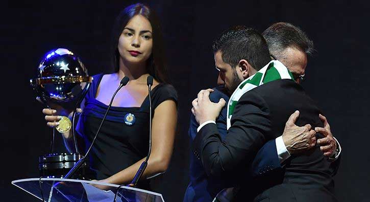 Brezilya�n�n Chapecoense tak�m� Sudamericana Kupas�n� ald�!