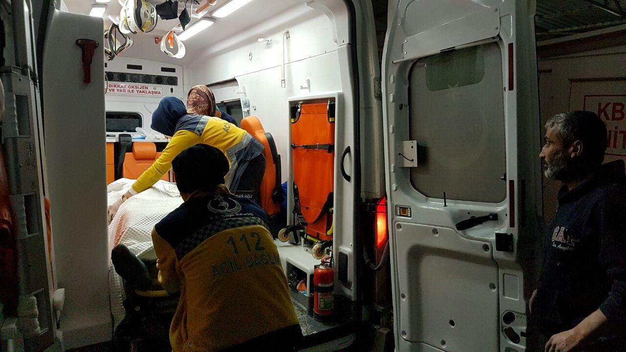 Bilecik�te fabrika in�aat�nda kaza: 3 yaral�