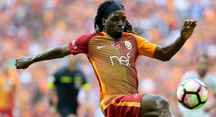 Galatasaray'da Luis Cavanda'n�n bileti kesildi