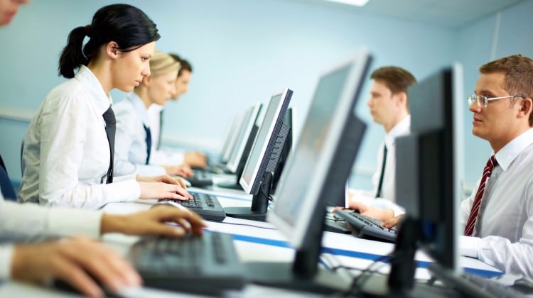 Kimsesiz �ocuklara memuriyet yolu