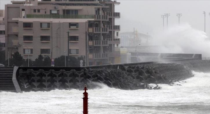 Filipinler'da Nina tayfunu can ald�