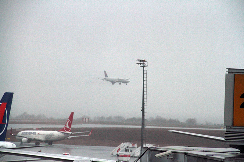 F�rt�na u�aklar� be�ik gibi sallad�