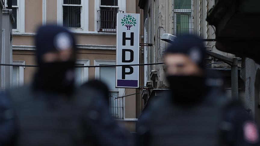 Bursa'da HDP il�e ba�kanlar�na g�zalt�