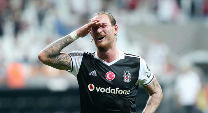 Be�ikta�'tan �mer �i�mano�lu a��klamas�