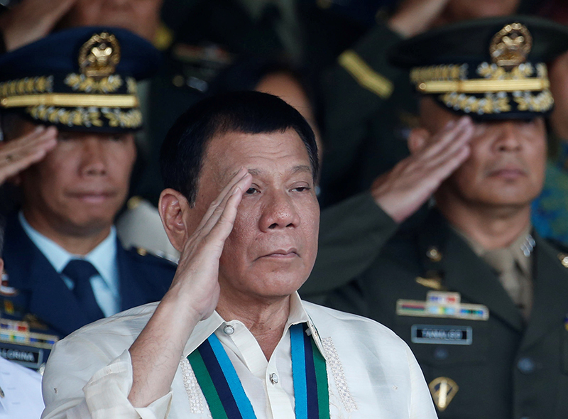 Duterte'nin uyu�turucuyla sava��...