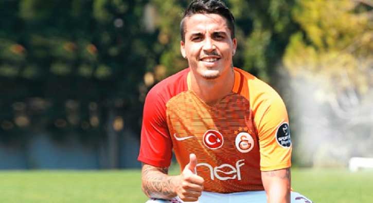 Riekerink, Josue karar�n� verdi