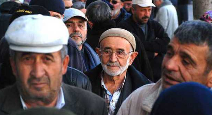 TBMM Genel Kurulunda kabul edildi! Y�z binlerce emeklinin bekledi�i haber geldi