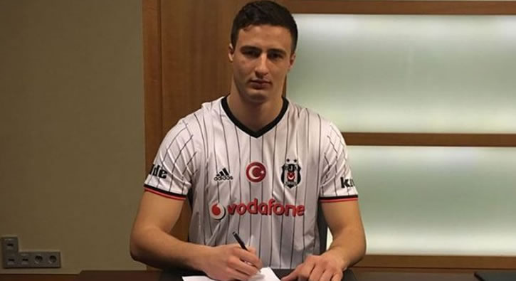 H�rvat spor yazar� Be�ikta�l� Matej Mitrovic'i anlatt�