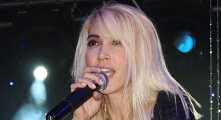 Hande Yener konseri iptal edildi