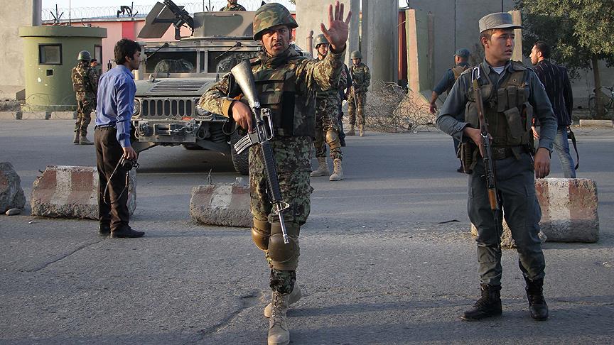 Kabil'de Taliban'dan iki ayr� sald�r�: 30 �l�