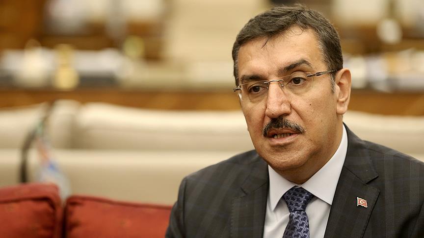 Bakan T�fenkci: Dolarda manip�lasyon var