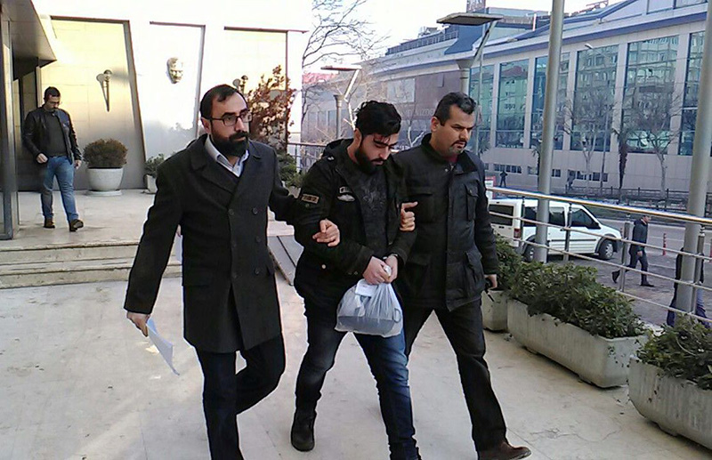 FET� bahanesiyle 55 bin liral�k doland�r�c�l�k