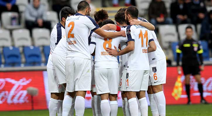 Lider Ba�ak�ehir gol ya�d�rd�!