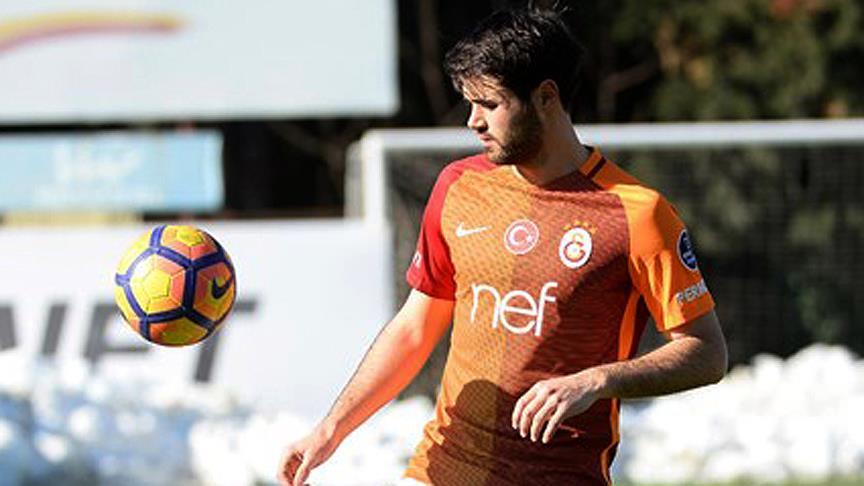 Ahmet alk Konyaspor manda 47 saniye oynad 7,500 euro'yu cebe indirdi
