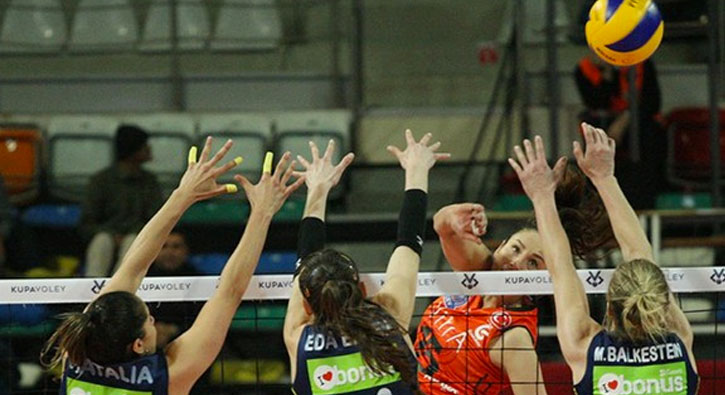 Vak�fBank'�n rakibi Fenerbah�e oldu!