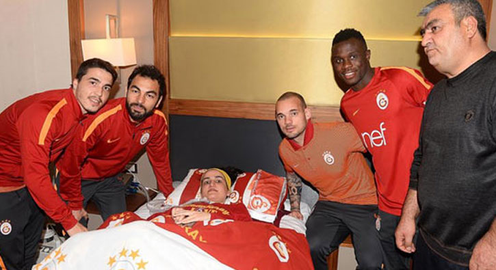 Galatasaray'a s�rpriz ziyaret�i