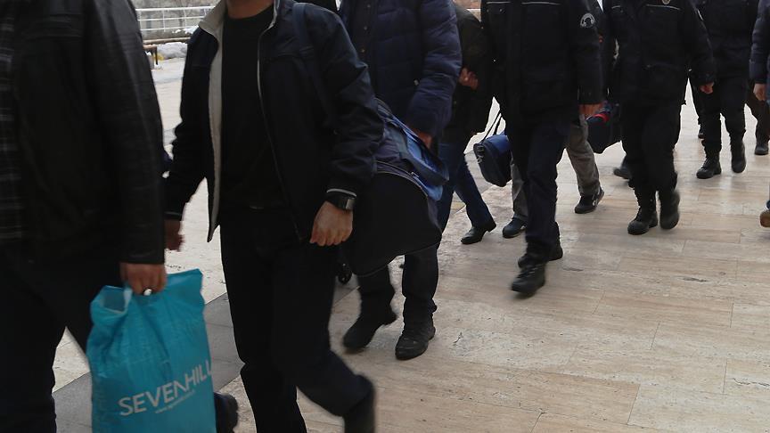 Nev�ehir merkezli FET� soru�turmas�nda 20 eski polise tutuklama