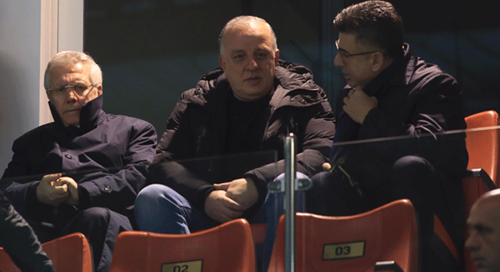 Fenerbah�e Sosa i�in yeniden ata�a ge�ti