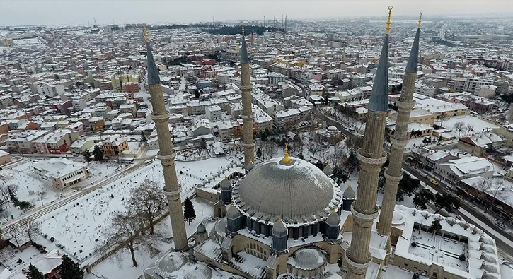 2016'da Selimiye Camisi'ni 1,5 milyon kii ziyaret etti