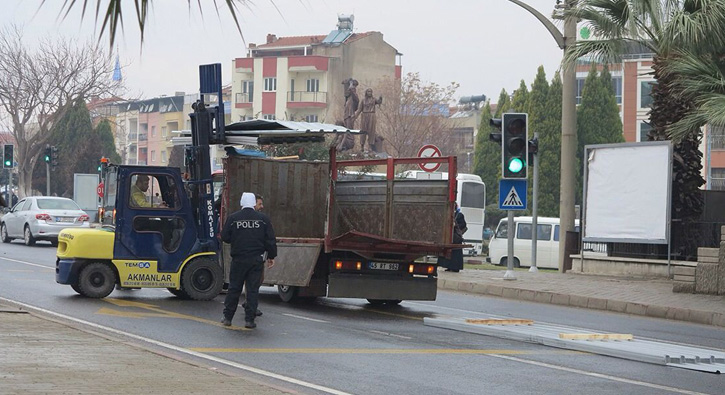 Faciaya ramak kald�